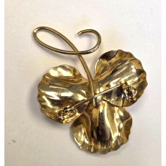 Vintage Gold Tone Flower Brooch With Green Stone Center - Elegant Floral Pin For - Picture 2 of 2